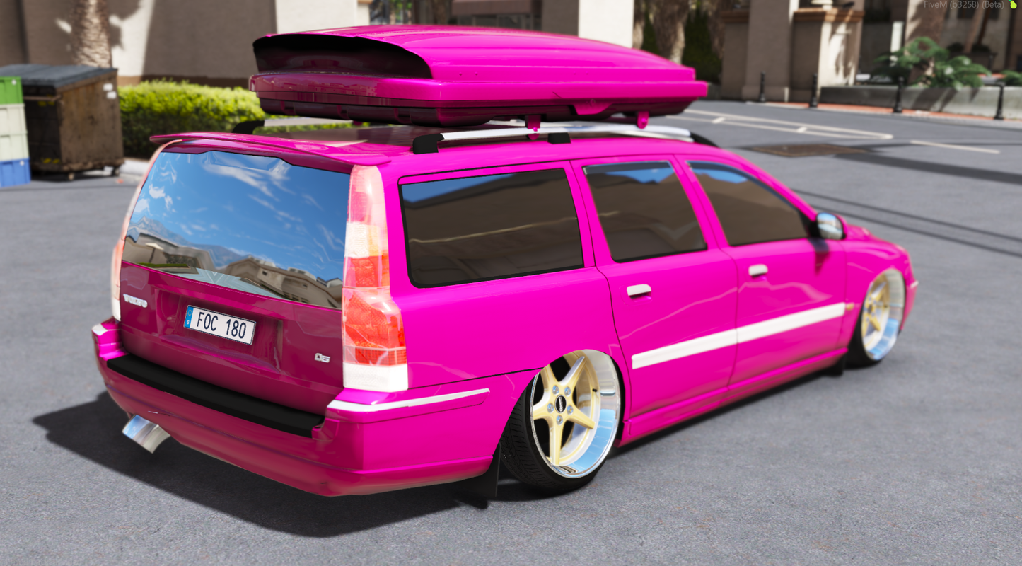 Volvo V70N D5 Airlift Animated Sunroof | Cent