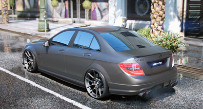 Mercedes C63 Sedan 2010 | Cent