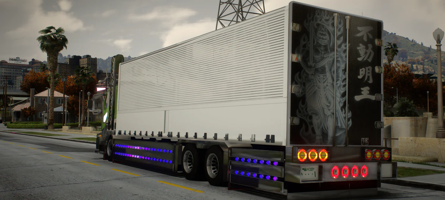 Isuzu Truck Custom (4 Seater)